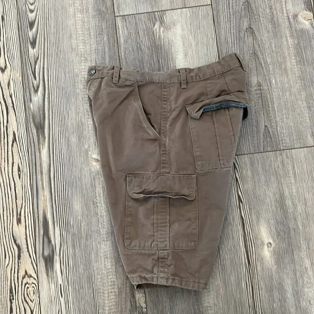 7 For All Mankind Cargo Shorts - Picture 7 of 7